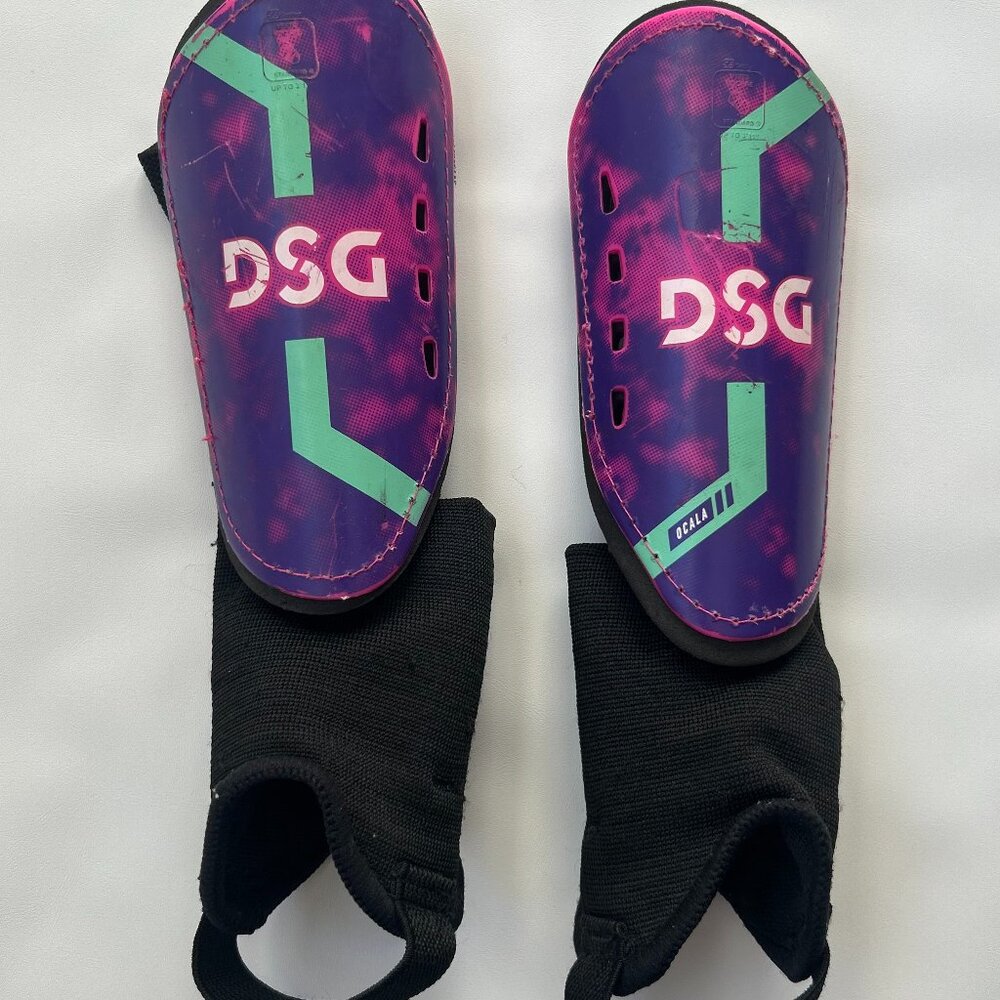 DSG Youth Soccer Shin Guards Medium Kids Purple Pink Mint 3'6"-3'11"